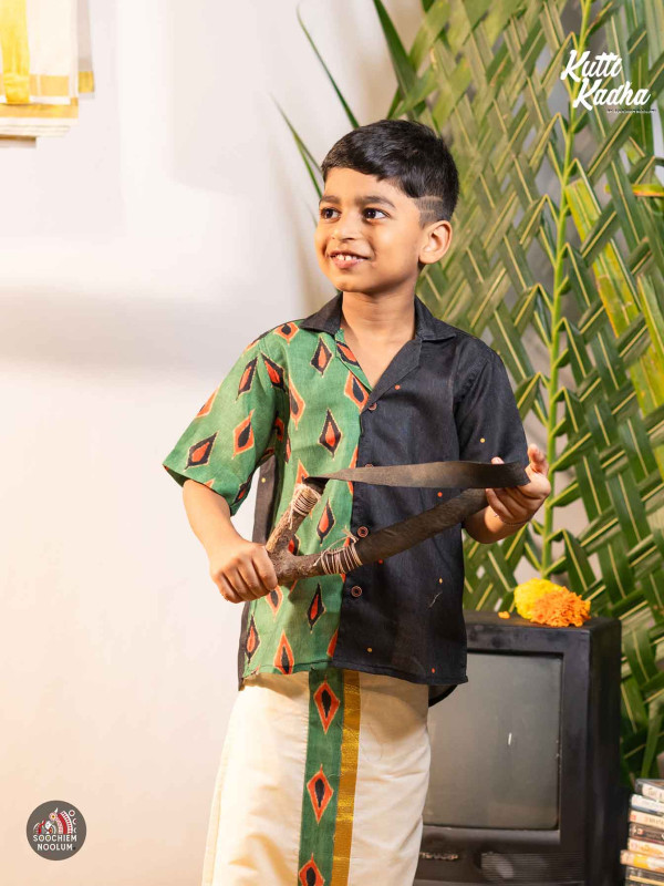 NIRAKKOOTT-Black Ikat Shirt For Kids