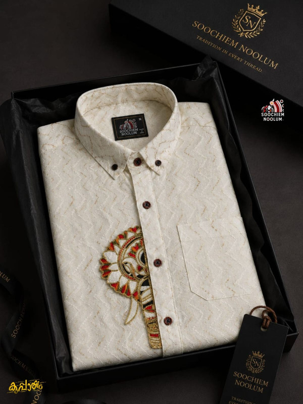 ELEPHANT EMBROIDERY HALF PATCH SHIRT